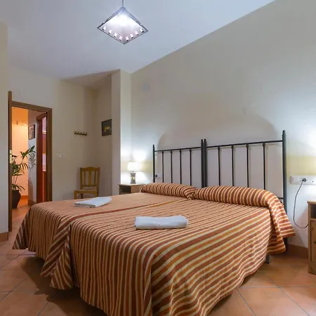 La Fuente Country house Segura de Leon