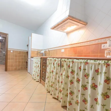 La Fuente Country house *