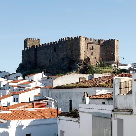 La Fuente Landhuis Segura de León