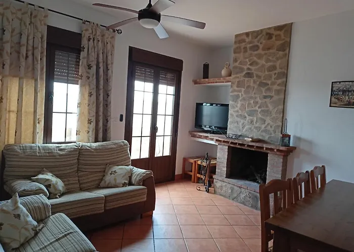 La Fuente Segura de León